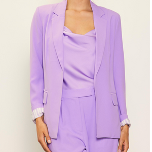 Lavender regulat fit women's pant suit with patterned lining 