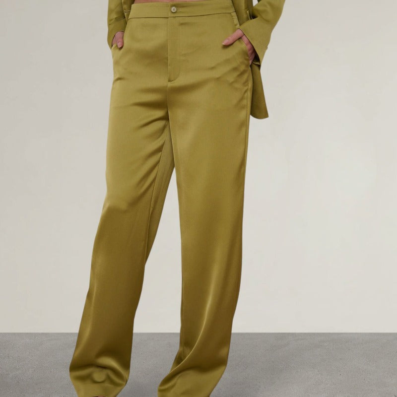 Relaxed fit wide-leg oversized satin luxury pant suit in olive green